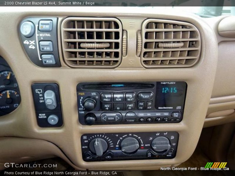 Summit White / Beige 2000 Chevrolet Blazer LS 4x4
