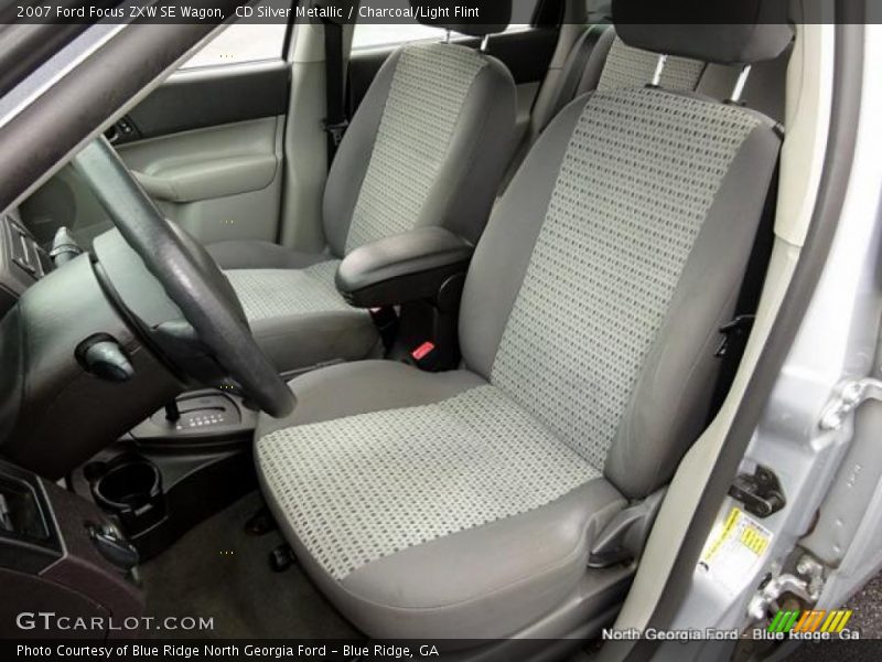 CD Silver Metallic / Charcoal/Light Flint 2007 Ford Focus ZXW SE Wagon
