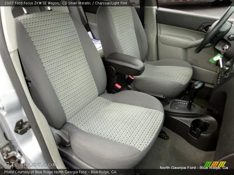 CD Silver Metallic / Charcoal/Light Flint 2007 Ford Focus ZXW SE Wagon