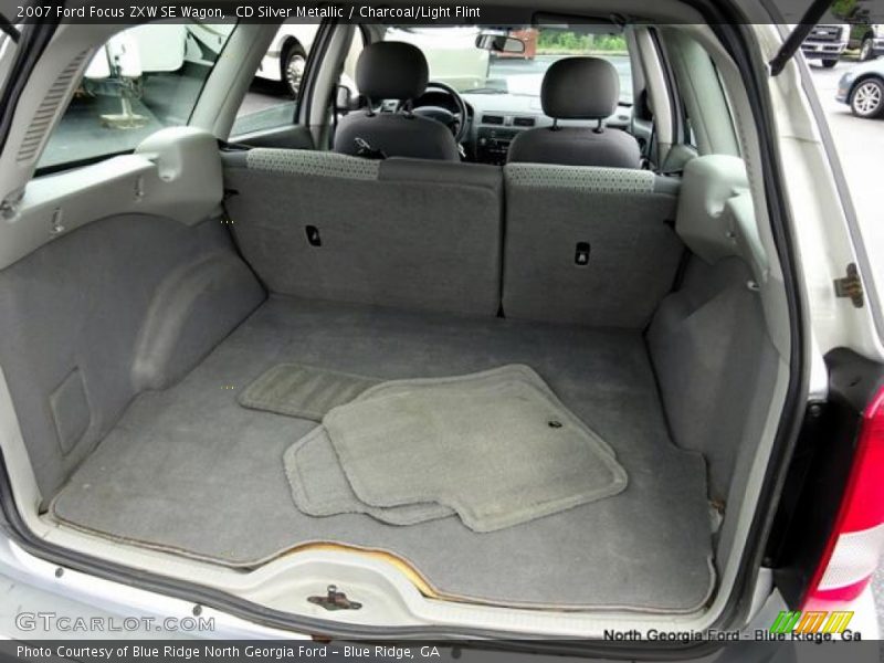 CD Silver Metallic / Charcoal/Light Flint 2007 Ford Focus ZXW SE Wagon