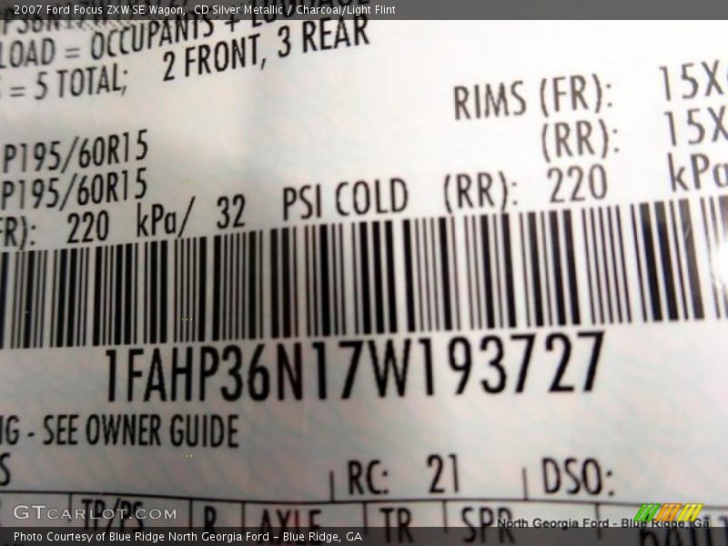 CD Silver Metallic / Charcoal/Light Flint 2007 Ford Focus ZXW SE Wagon