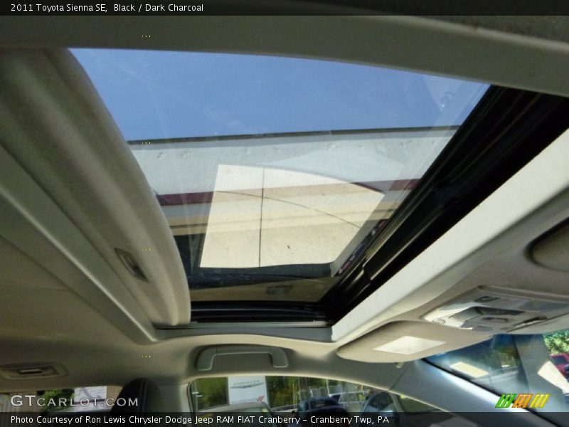 Black / Dark Charcoal 2011 Toyota Sienna SE