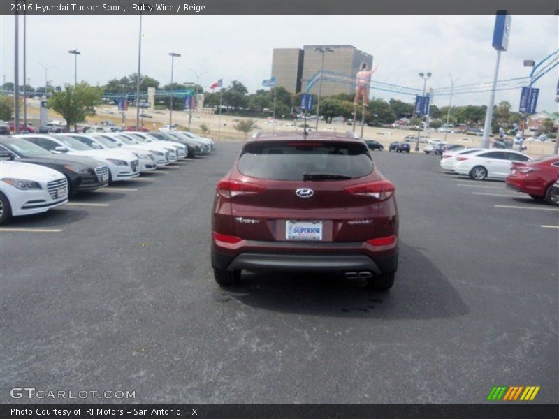 Ruby Wine / Beige 2016 Hyundai Tucson Sport