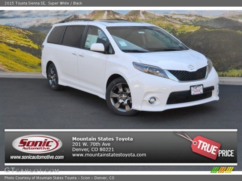 Super White / Black 2015 Toyota Sienna SE