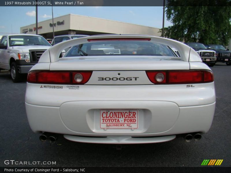 White Pearl / Tan 1997 Mitsubishi 3000GT SL