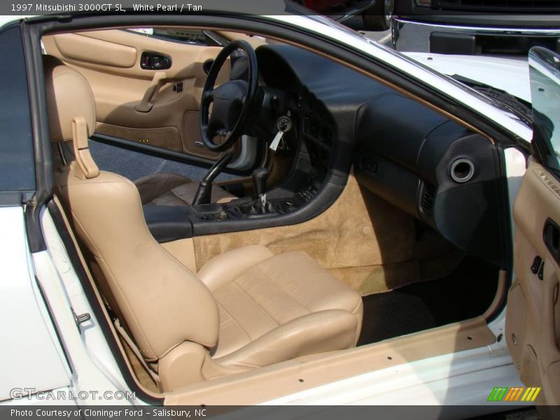 White Pearl / Tan 1997 Mitsubishi 3000GT SL