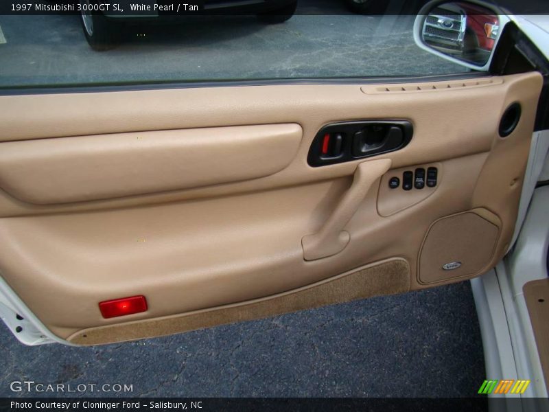 White Pearl / Tan 1997 Mitsubishi 3000GT SL