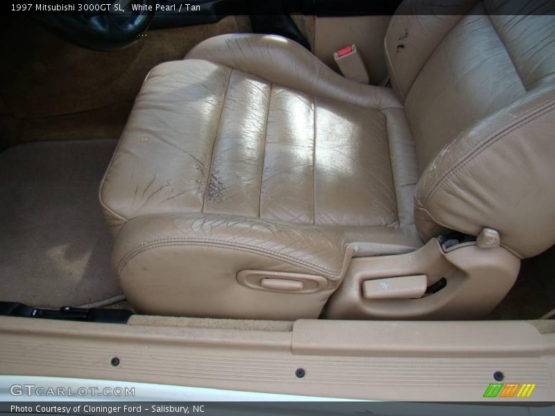 White Pearl / Tan 1997 Mitsubishi 3000GT SL