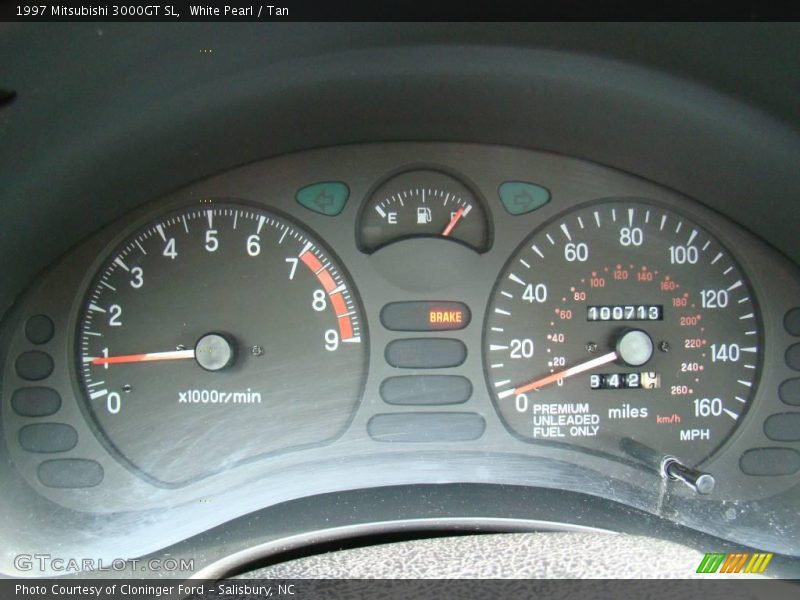 White Pearl / Tan 1997 Mitsubishi 3000GT SL