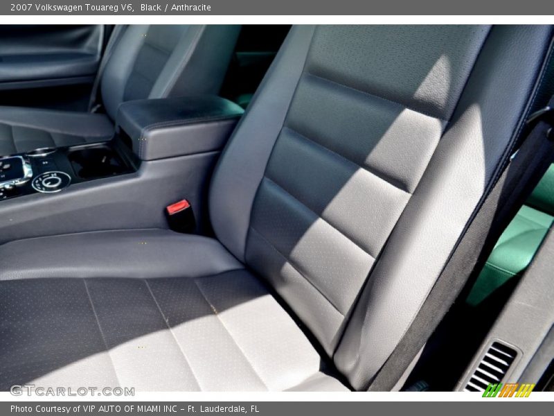 Black / Anthracite 2007 Volkswagen Touareg V6