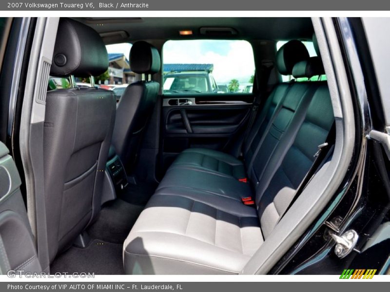 Black / Anthracite 2007 Volkswagen Touareg V6