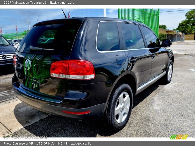Black / Anthracite 2007 Volkswagen Touareg V6