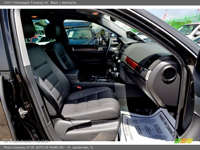 Black / Anthracite 2007 Volkswagen Touareg V6