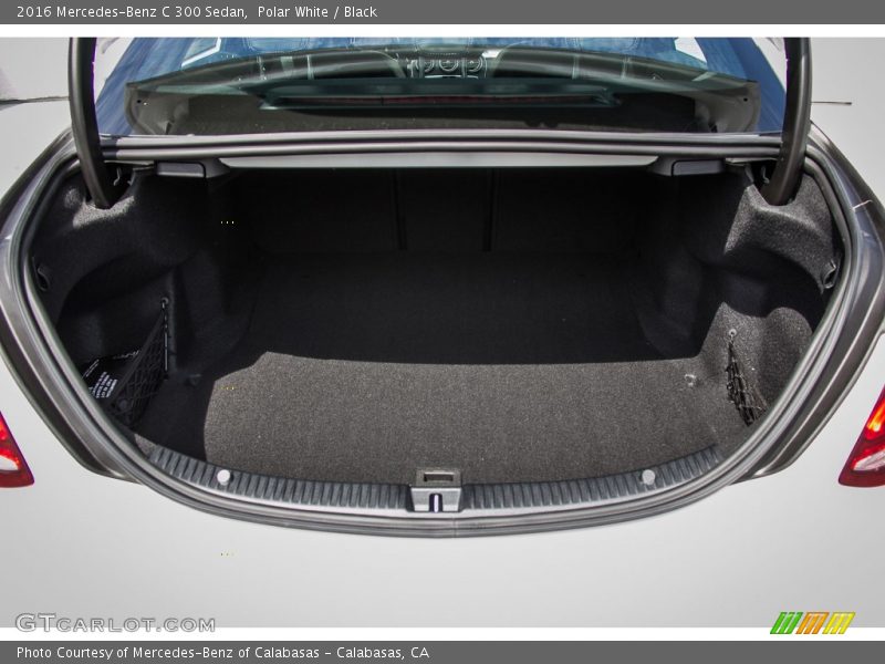  2016 C 300 Sedan Trunk