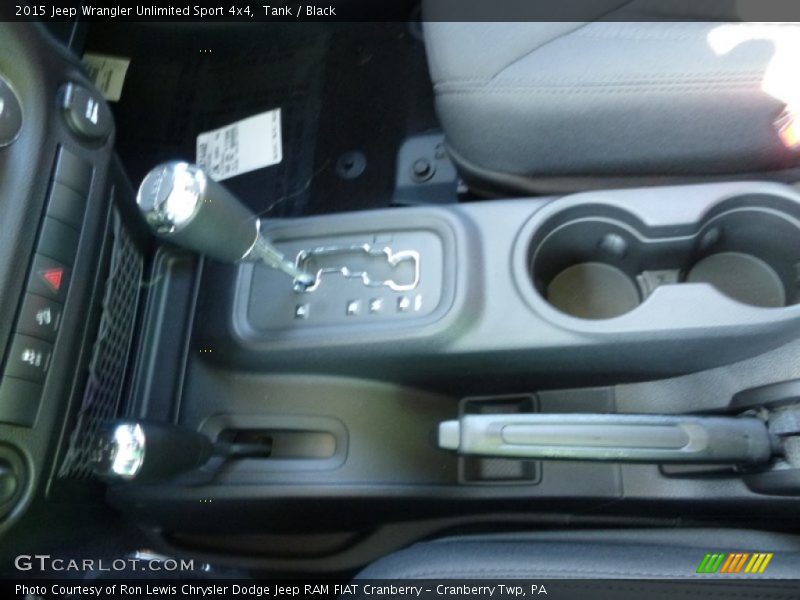 Tank / Black 2015 Jeep Wrangler Unlimited Sport 4x4