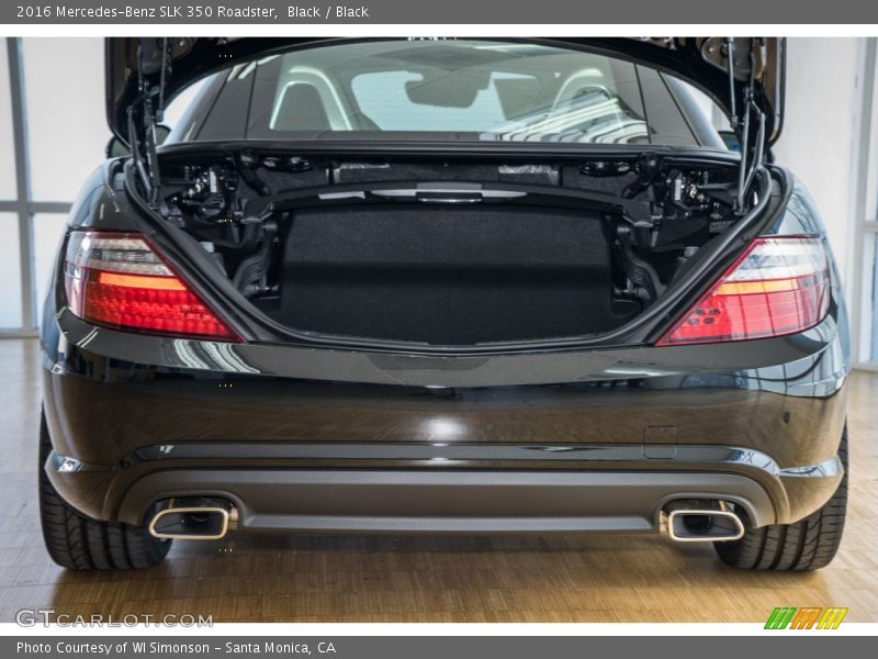  2016 SLK 350 Roadster Trunk
