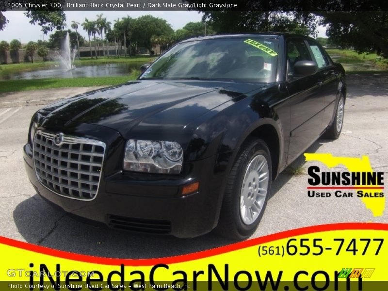 Brilliant Black Crystal Pearl / Dark Slate Gray/Light Graystone 2005 Chrysler 300