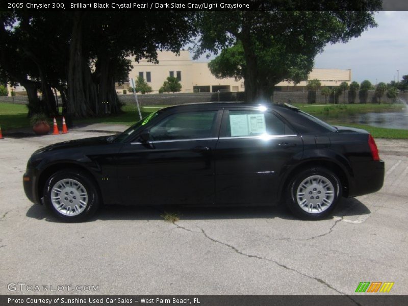 Brilliant Black Crystal Pearl / Dark Slate Gray/Light Graystone 2005 Chrysler 300