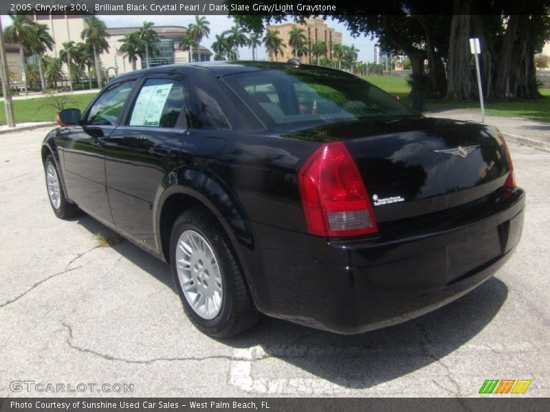 Brilliant Black Crystal Pearl / Dark Slate Gray/Light Graystone 2005 Chrysler 300