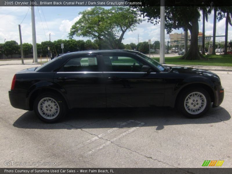 Brilliant Black Crystal Pearl / Dark Slate Gray/Light Graystone 2005 Chrysler 300