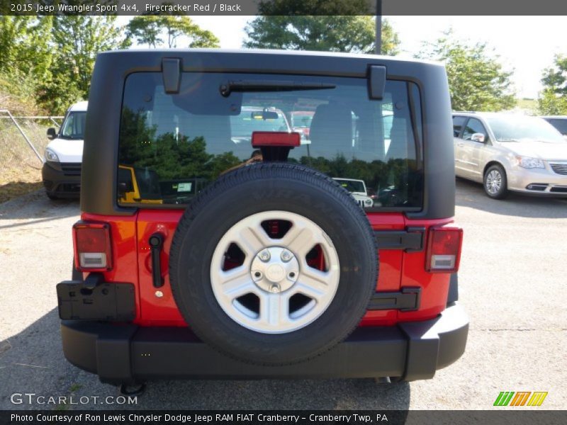 Firecracker Red / Black 2015 Jeep Wrangler Sport 4x4