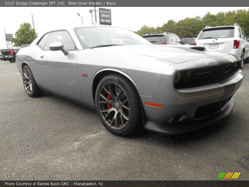 Front 3/4 View of 2015 Challenger SRT 392