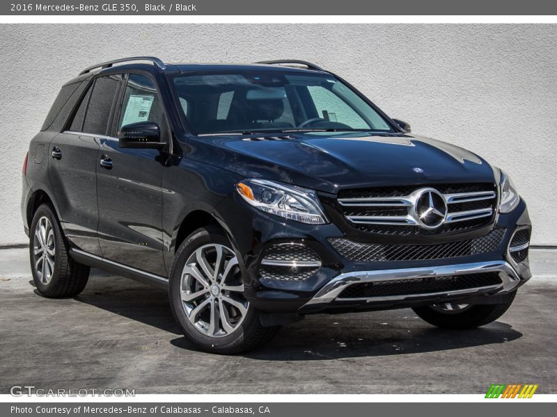 Front 3/4 View of 2016 GLE 350