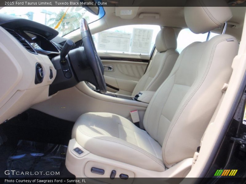 Tuxedo Black Metallic / Dune 2015 Ford Taurus Limited