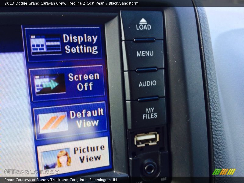 Redline 2 Coat Pearl / Black/Sandstorm 2013 Dodge Grand Caravan Crew