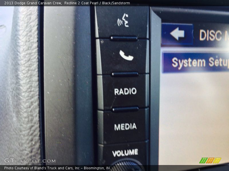 Redline 2 Coat Pearl / Black/Sandstorm 2013 Dodge Grand Caravan Crew