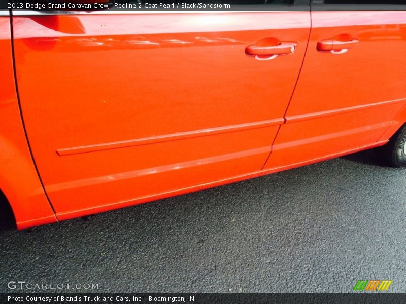 Redline 2 Coat Pearl / Black/Sandstorm 2013 Dodge Grand Caravan Crew