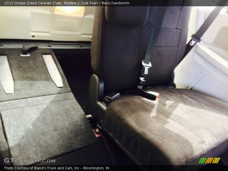 Redline 2 Coat Pearl / Black/Sandstorm 2013 Dodge Grand Caravan Crew