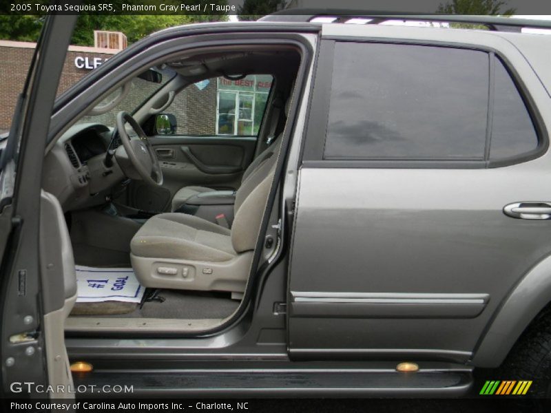 Phantom Gray Pearl / Taupe 2005 Toyota Sequoia SR5