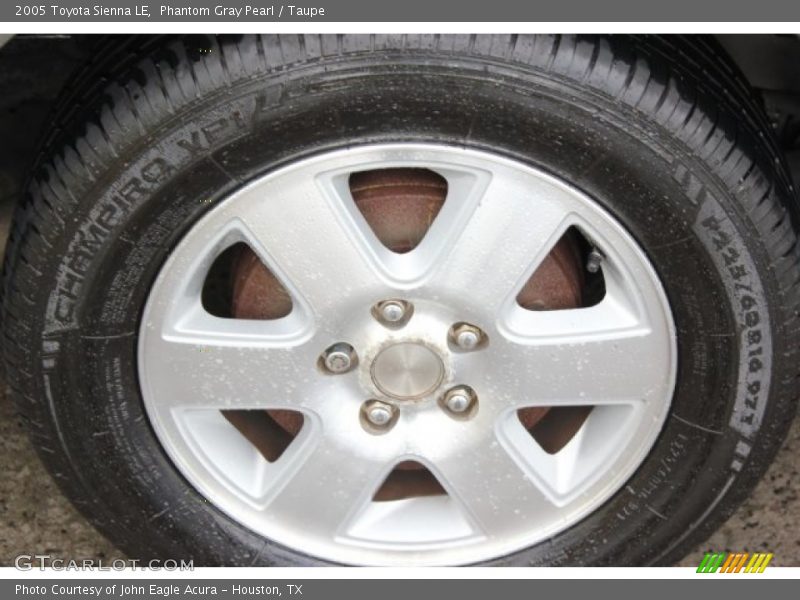 Phantom Gray Pearl / Taupe 2005 Toyota Sienna LE