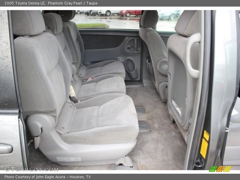 Phantom Gray Pearl / Taupe 2005 Toyota Sienna LE