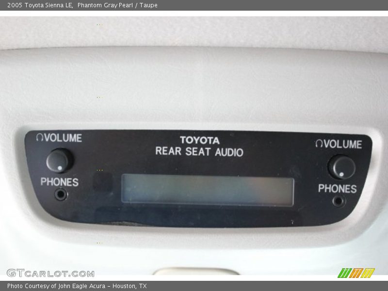 Phantom Gray Pearl / Taupe 2005 Toyota Sienna LE