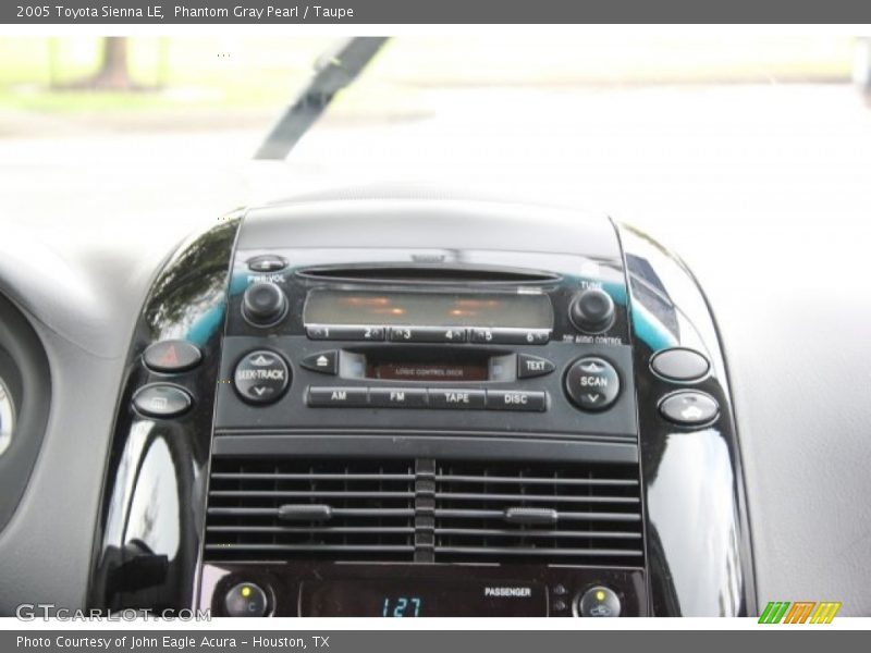 Phantom Gray Pearl / Taupe 2005 Toyota Sienna LE