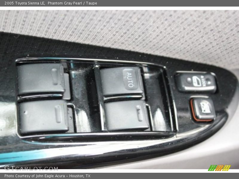 Phantom Gray Pearl / Taupe 2005 Toyota Sienna LE