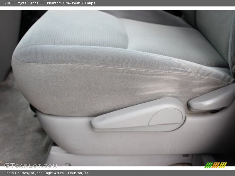 Phantom Gray Pearl / Taupe 2005 Toyota Sienna LE
