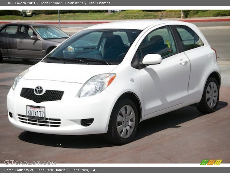 Polar White / Dark Charcoal 2007 Toyota Yaris 3 Door Liftback
