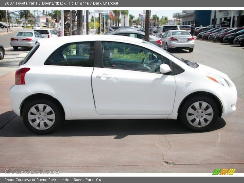 Polar White / Dark Charcoal 2007 Toyota Yaris 3 Door Liftback