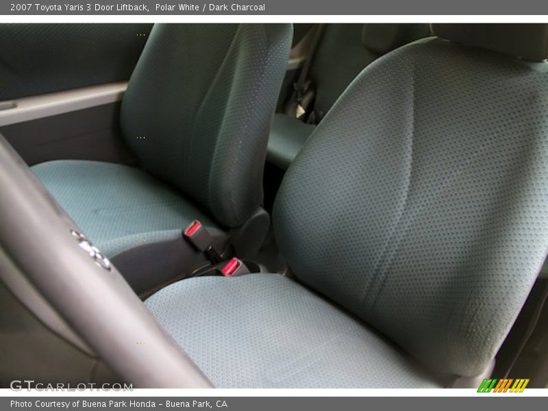 Polar White / Dark Charcoal 2007 Toyota Yaris 3 Door Liftback