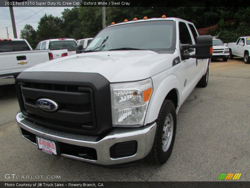 Oxford White / Steel Gray 2011 Ford F250 Super Duty XL Crew Cab