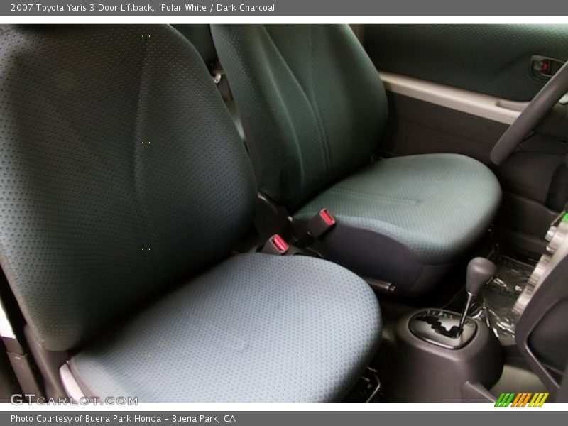Polar White / Dark Charcoal 2007 Toyota Yaris 3 Door Liftback