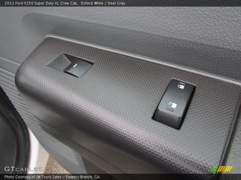 Oxford White / Steel Gray 2011 Ford F250 Super Duty XL Crew Cab