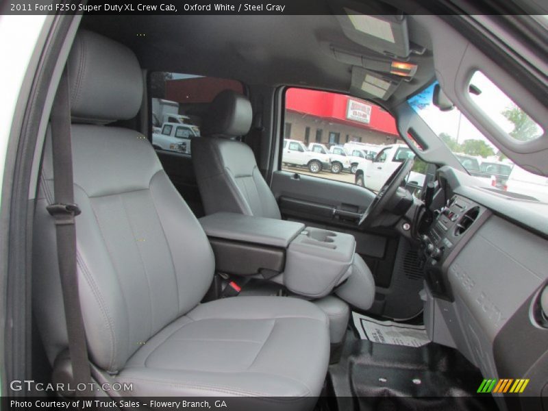 Oxford White / Steel Gray 2011 Ford F250 Super Duty XL Crew Cab