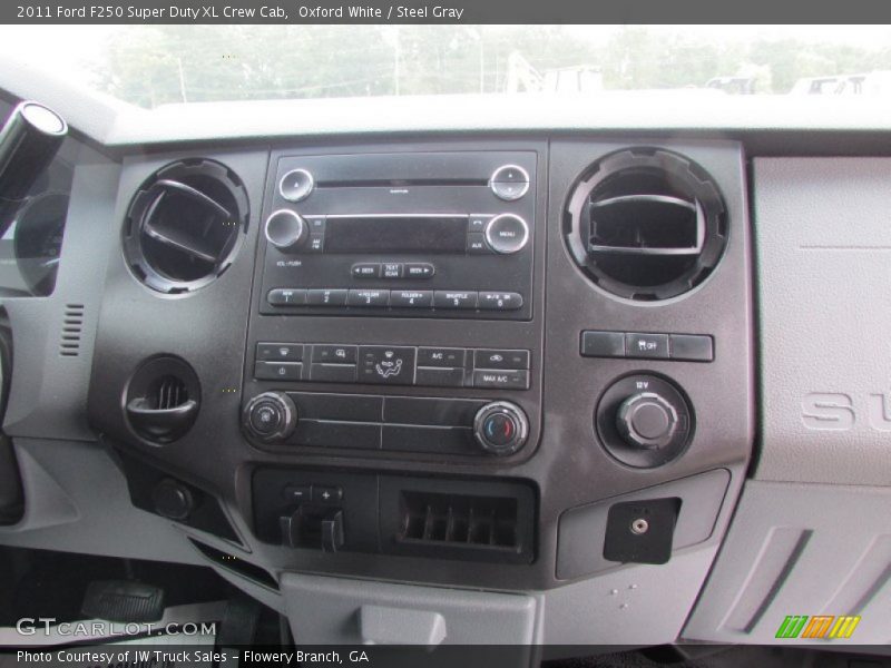 Oxford White / Steel Gray 2011 Ford F250 Super Duty XL Crew Cab