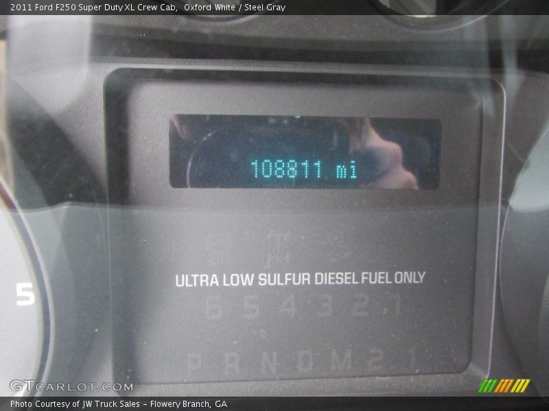 Oxford White / Steel Gray 2011 Ford F250 Super Duty XL Crew Cab