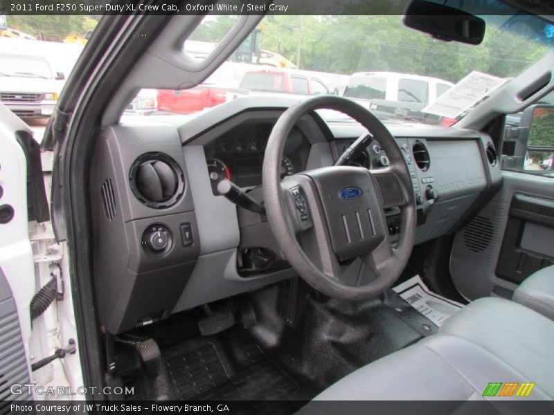 Oxford White / Steel Gray 2011 Ford F250 Super Duty XL Crew Cab