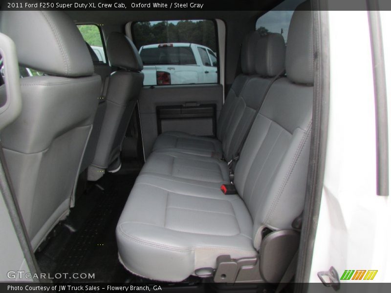 Oxford White / Steel Gray 2011 Ford F250 Super Duty XL Crew Cab